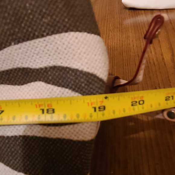 Kate Spade XL Tote - Picture 9 of 10